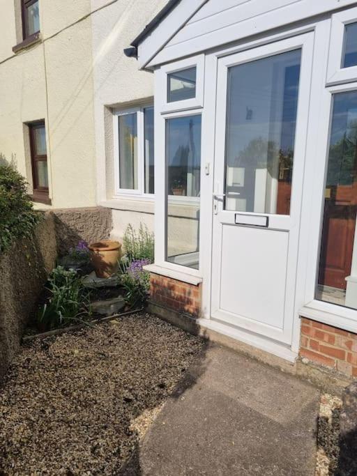 Cheerful Two Bedroom Cottage In The Forest Of Dean Lydbrook Zewnętrze zdjęcie